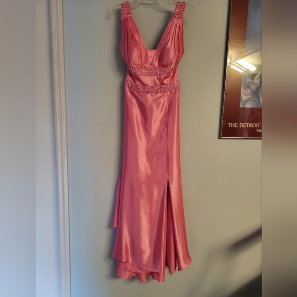 Jovani pink evening gown, size 8 - Picture 8 of 8